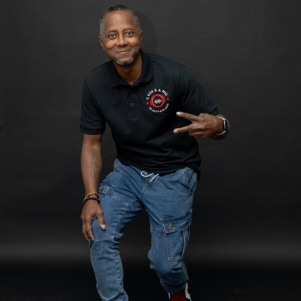 DJ Mike, Mike Garrett of 2 DJs 1 Mic